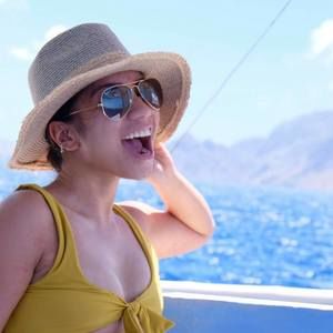 Meet your Posher, Claurien